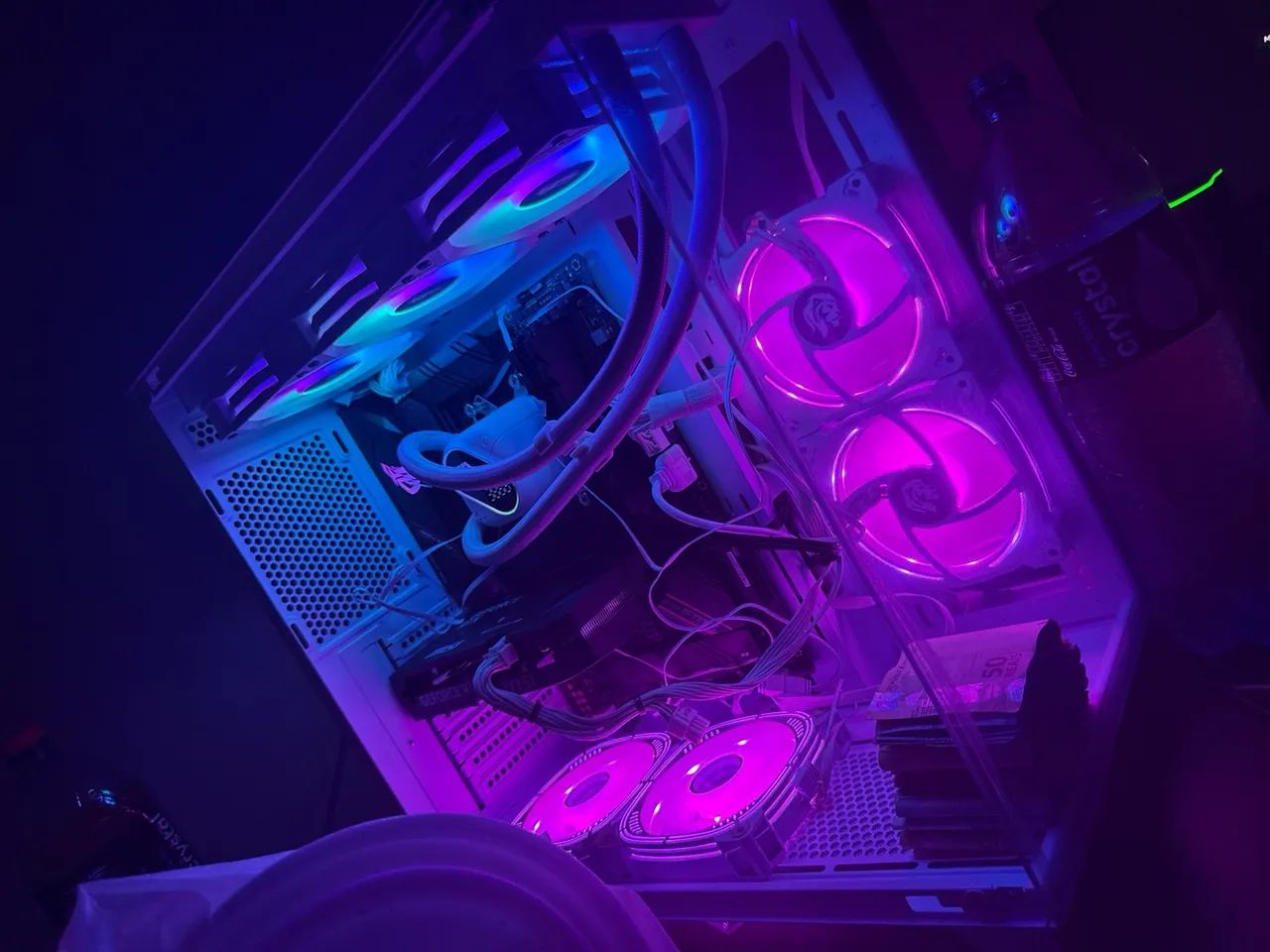 PC GAMER RTX 5060