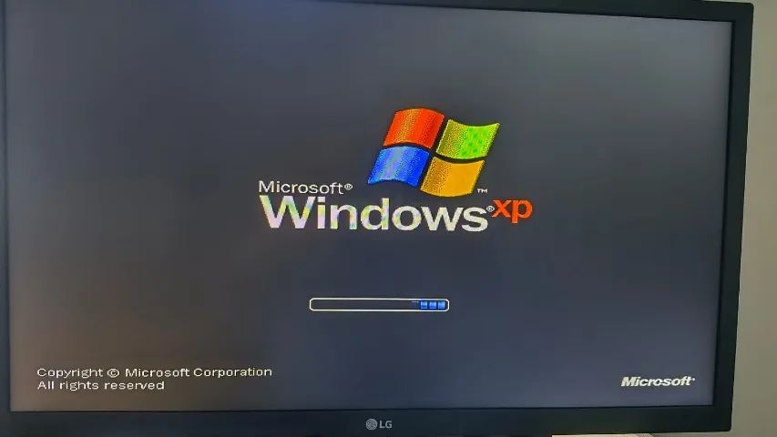 CPU Antigo usado funcionando com Windows XP Profissional ( Sem HD)   - Foto 5
