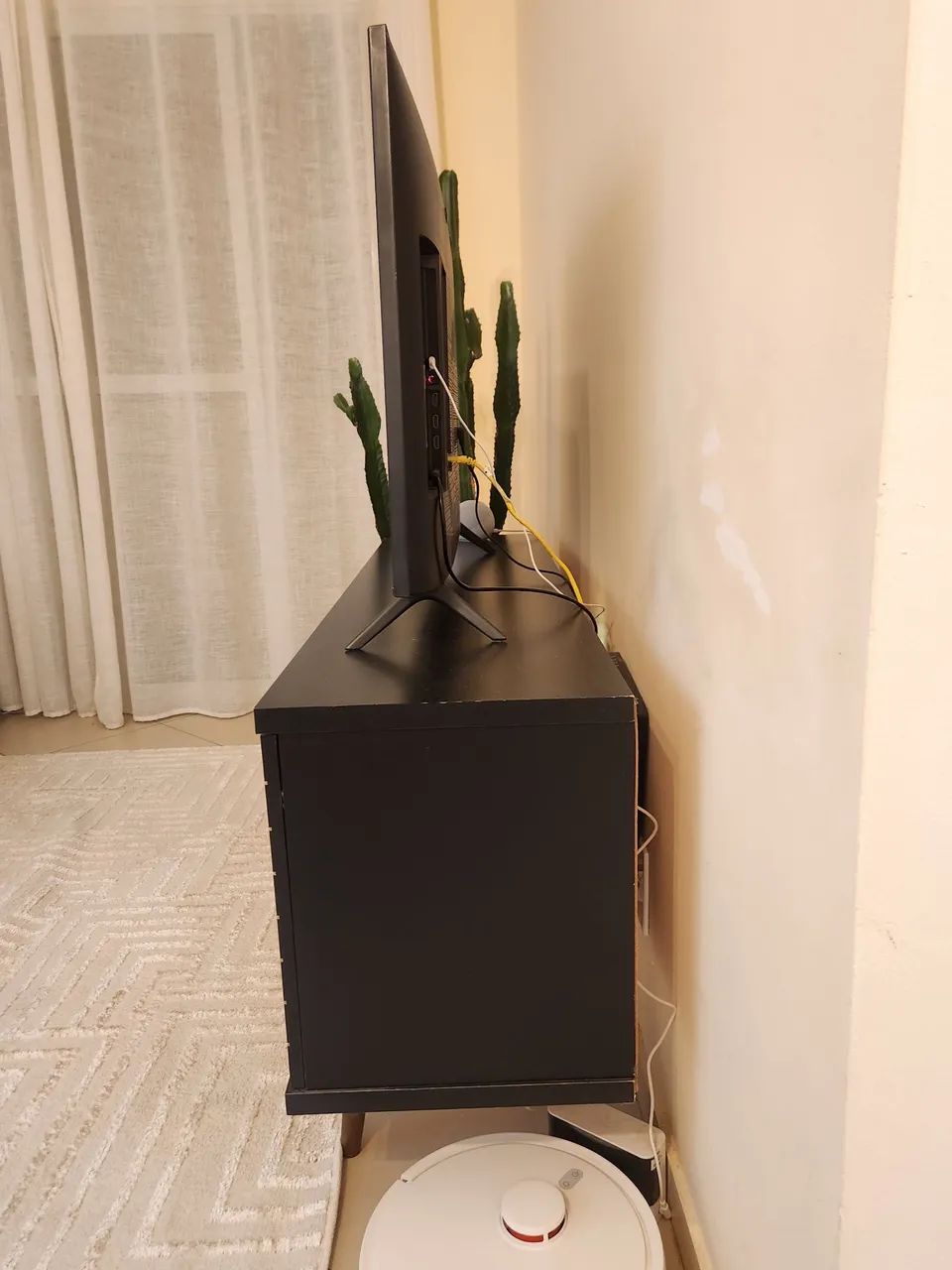 (Usado) Rack Para Tv Até 55 Polegadas 1 Porta Retrô Safira Bechara - Foto 3