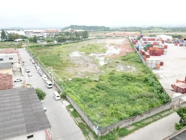 Área de 30.000 M² Darly Santos - Foto 2