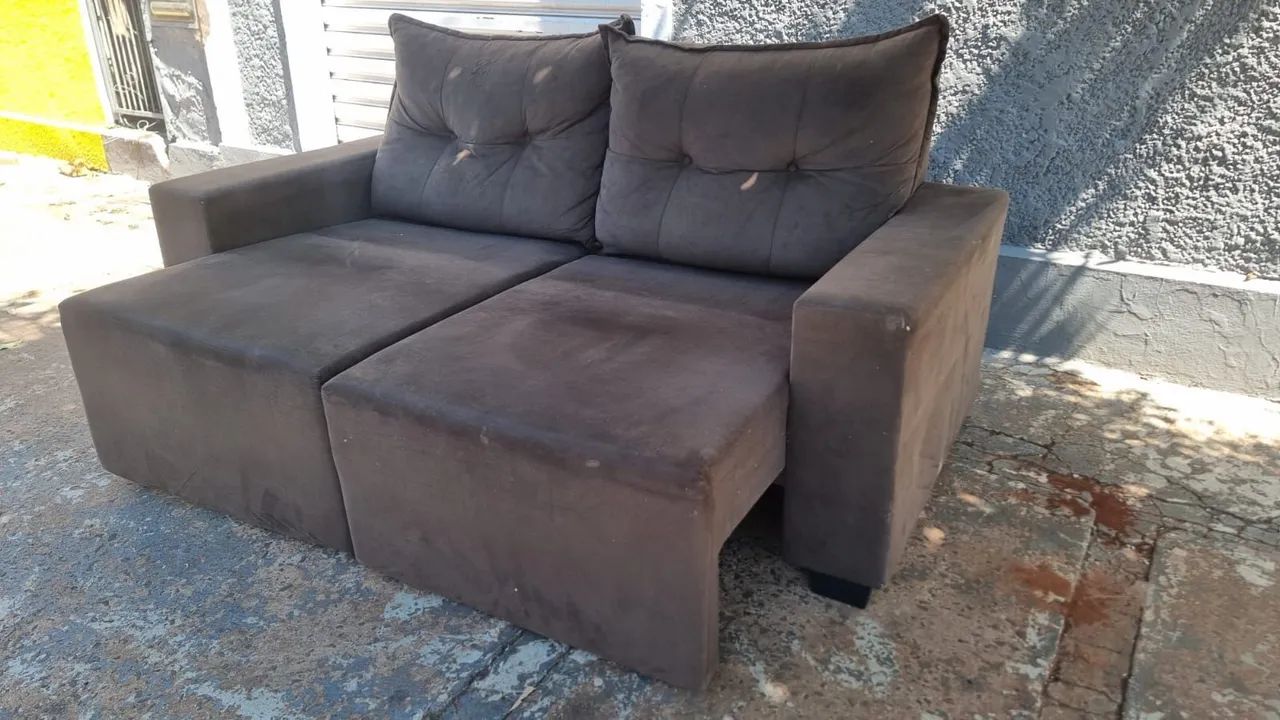 Sofa retrátil bem confortável marcas de uso ((ENTREGO GRATIS)) - Foto 3