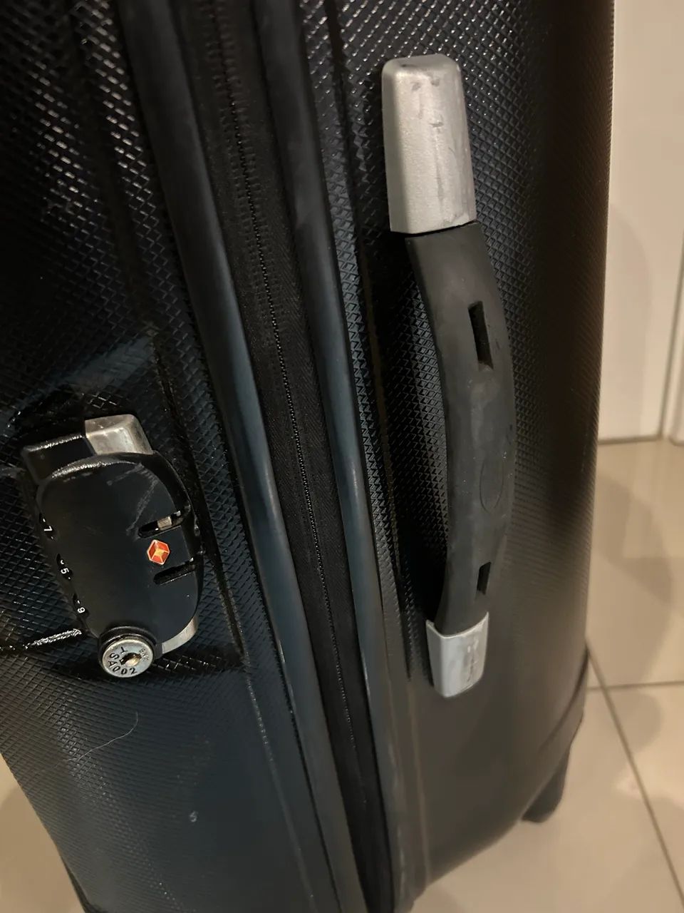 Mala de viagem tamanho M - 23 kg  - Foto 5