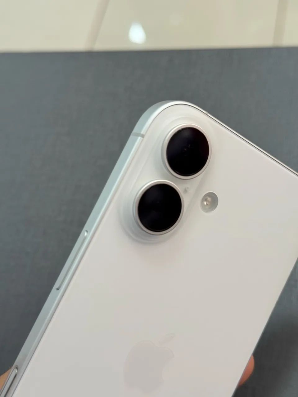IPHONE 16 128GB em excelente estado. - Foto 3