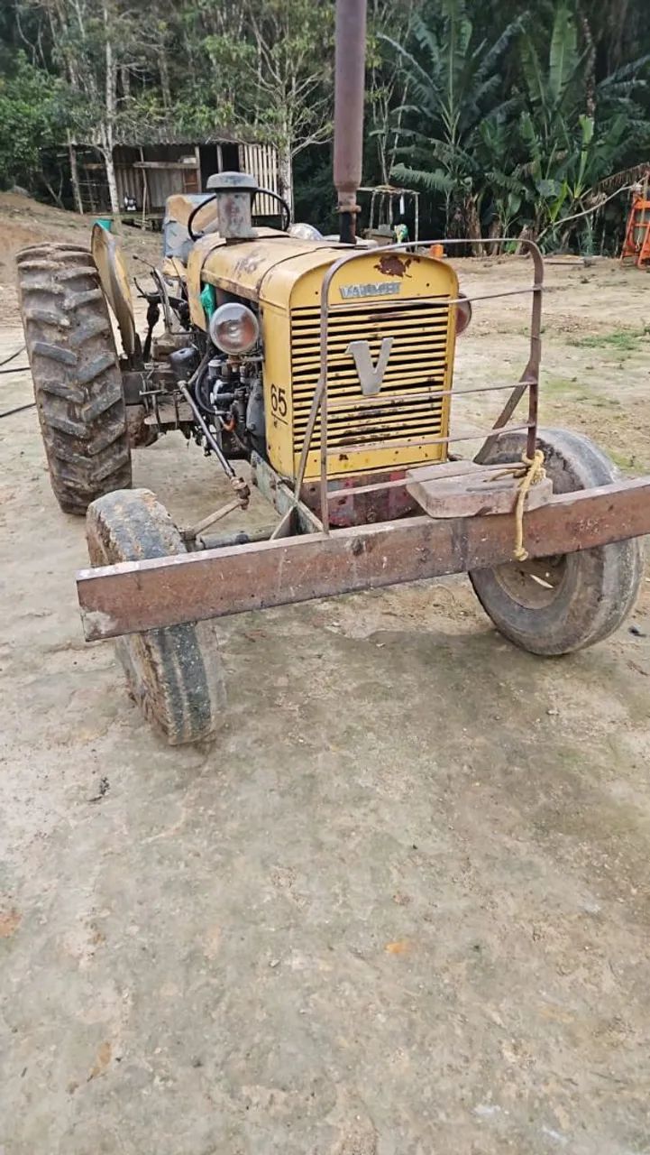 Trator Valmet 