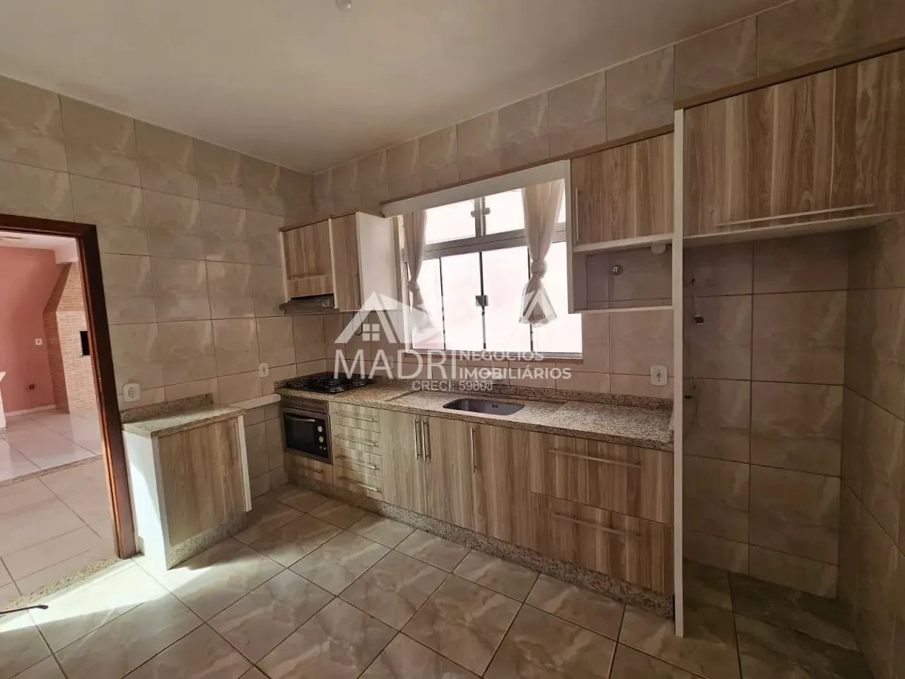 Casa de 04 dormitórios para alugar - Madri, Palhoça, SC - Foto 5