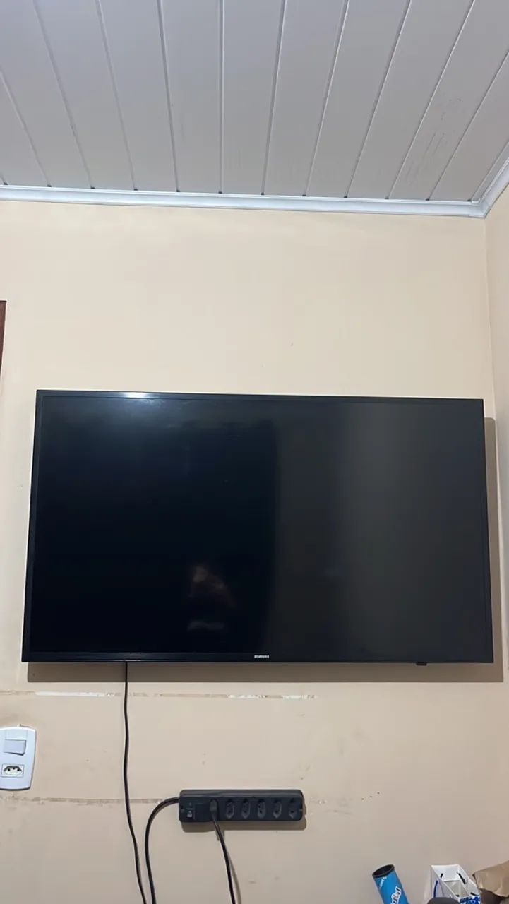 tv smart 43 polegadas sem riscos ou defeitos 
