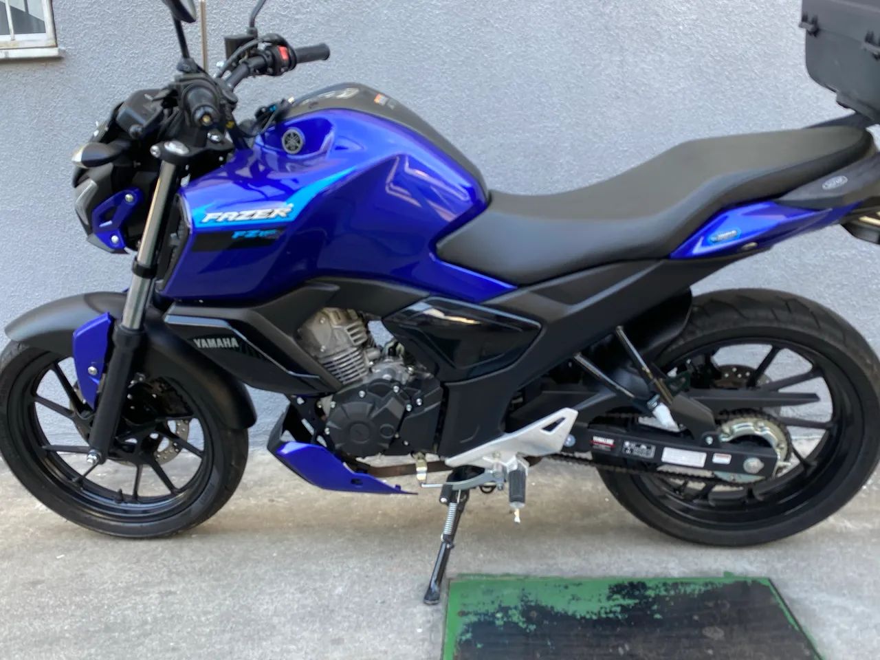 FZ 15 2025 Semi nova 