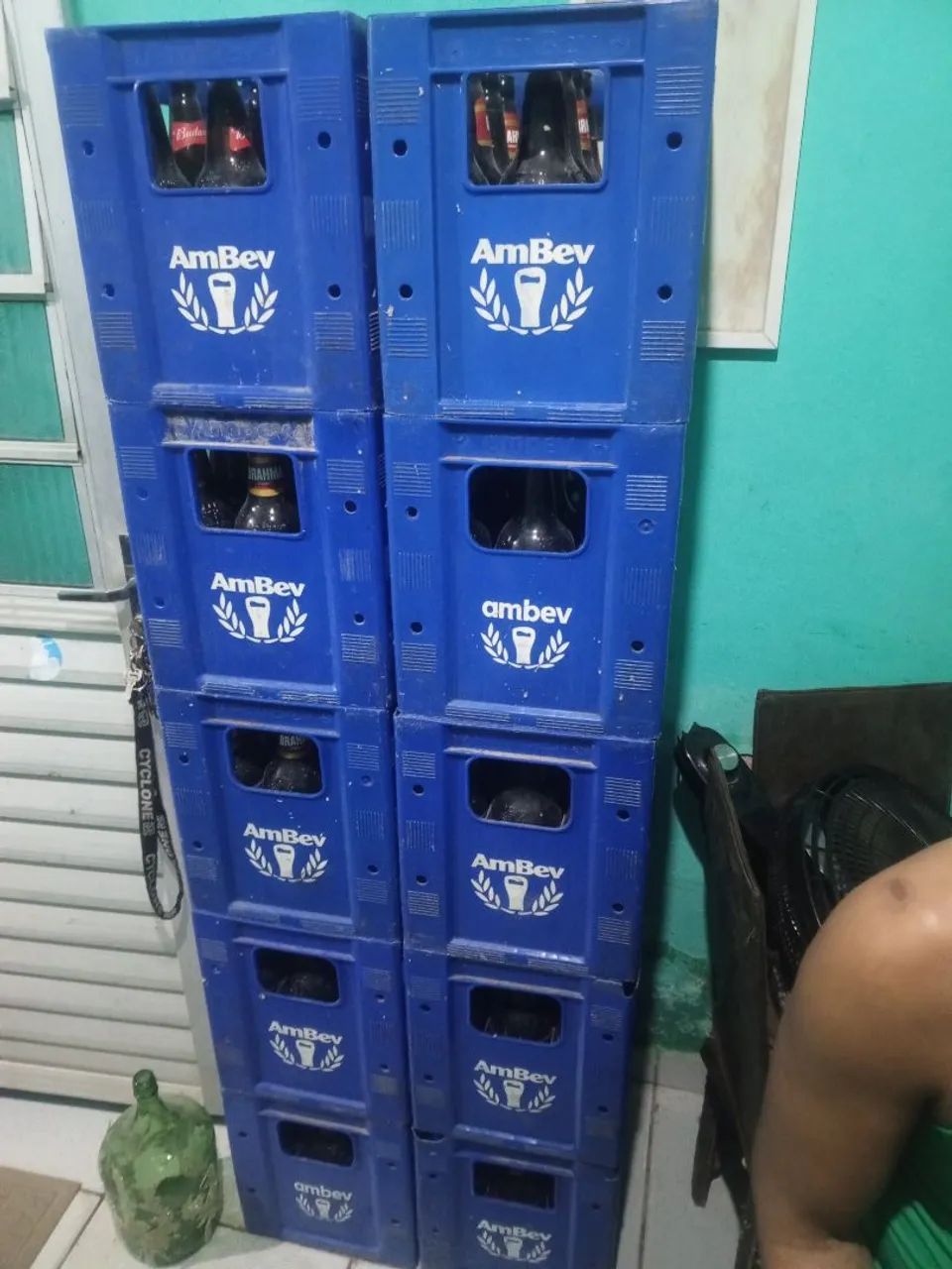 Vende-se 10 grade de cerveja Brahma  - Foto 2