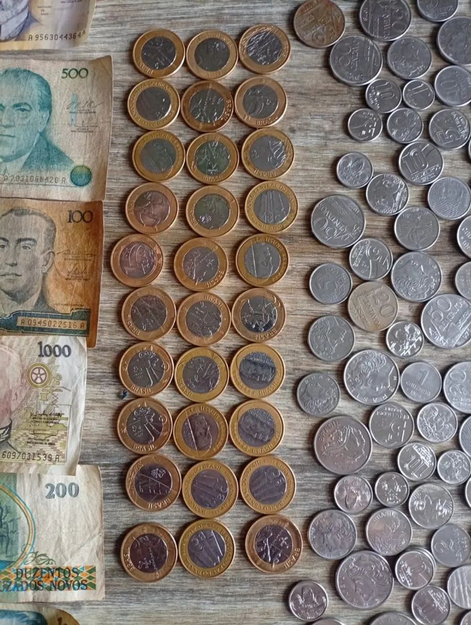 Moedas antigas, comemorativas e cédulas antigas  - Foto 3