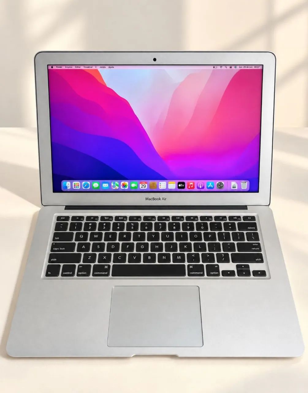 MacBook Air 2017 Apple / Core I5 / 8gb / SSD 120gb / Ios Monterey  - Foto 4