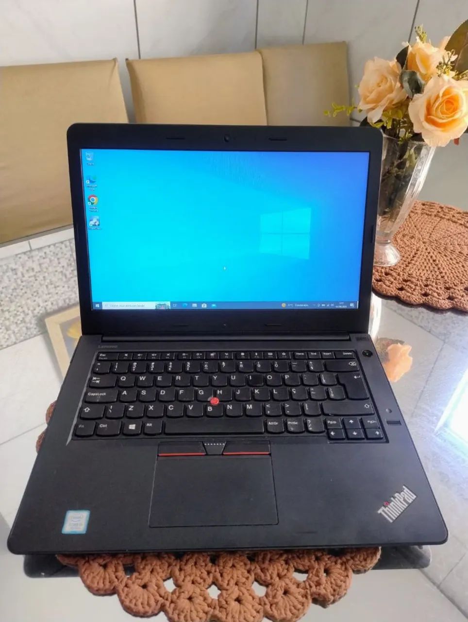 Notebook novíssimo i5 sétima geração 8gb memória ram ddr4 e SSD 