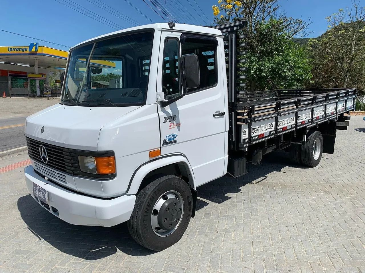 CAMINHÃO MB 710 PLUS