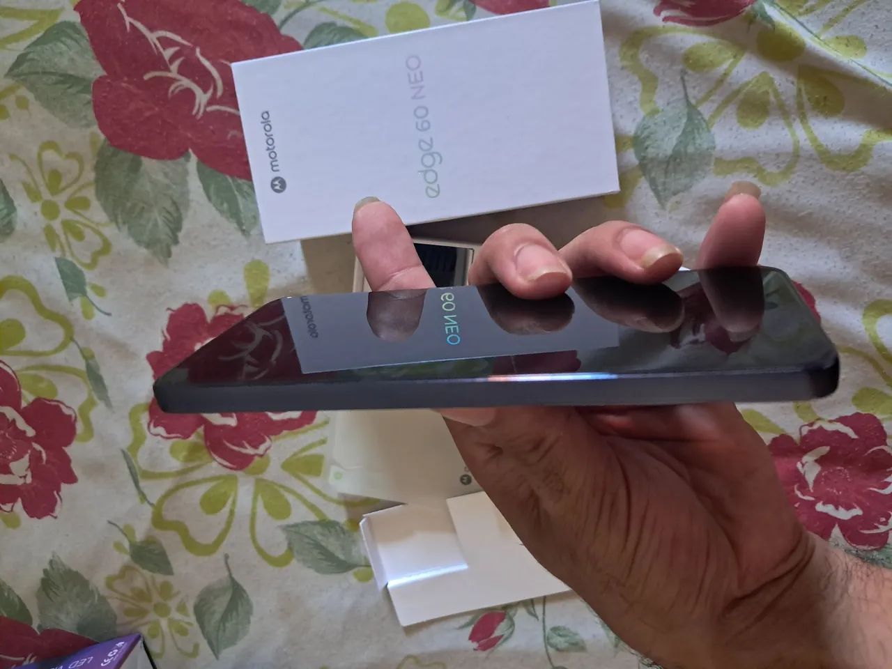Motorola edge 60 neo nova na caixa nunca usado.  - Foto 4
