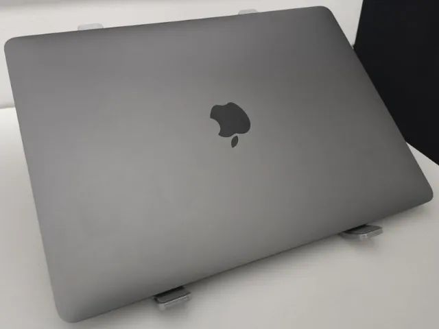 MacBook Pro 13