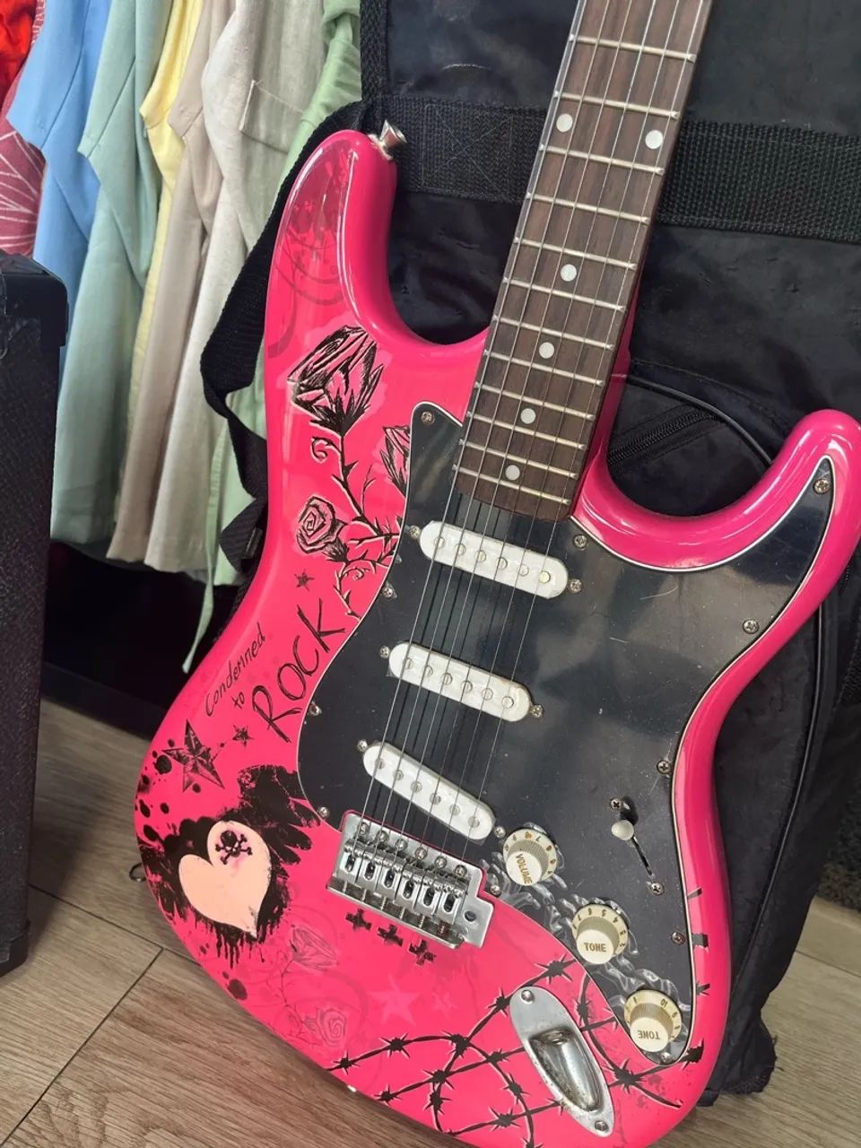 Vende-se guitarra  - Foto 2
