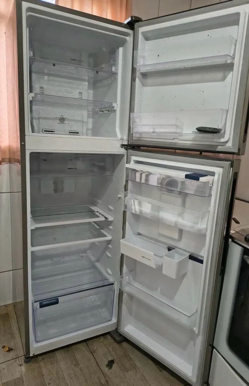 Geladeira eletrolux - Foto 2