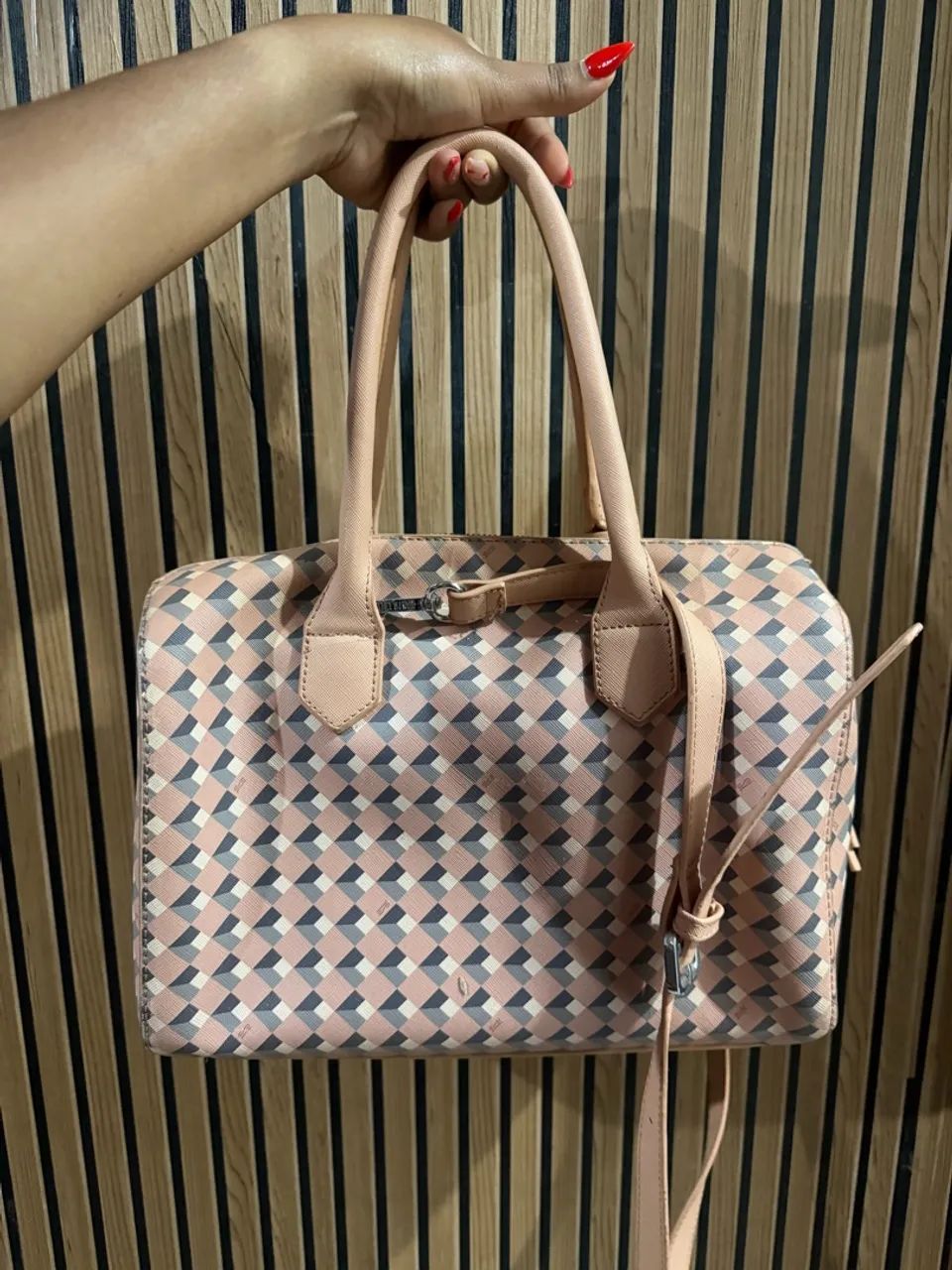 Bolsa Santa Lolla