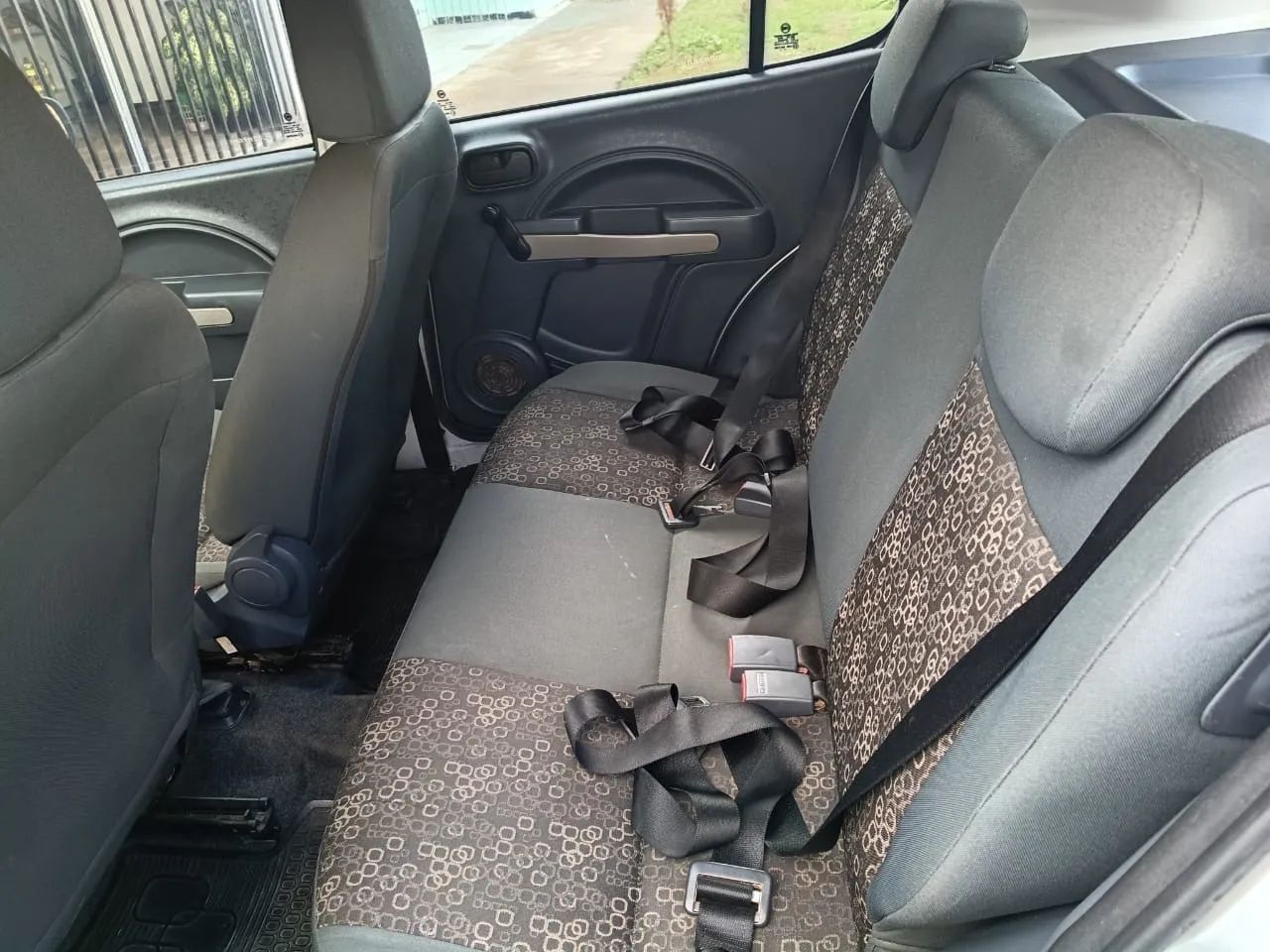 Fiat Uno Vivace/rua 1.0 EVO Fire Flex 8V 5P 2012 - Foto 5