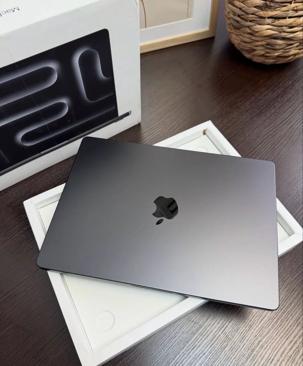 MacBook Pro M3 Pro 16.2 - Foto 2