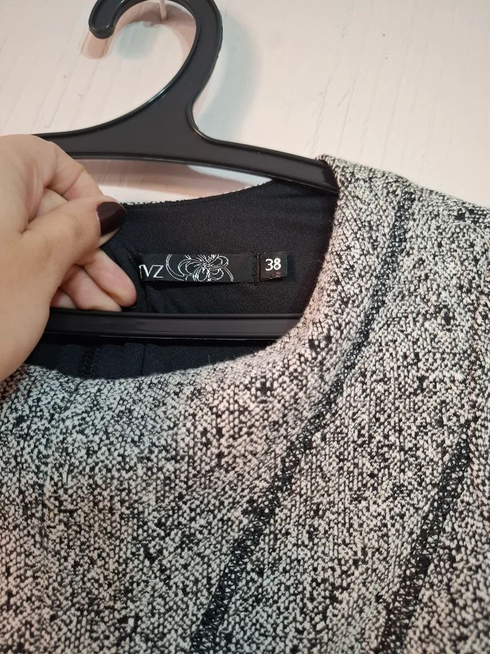 Vestido midi veludo cinza - Foto 4
