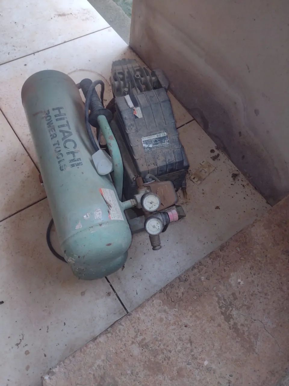 Compressor de ar Hitashi - Foto 2