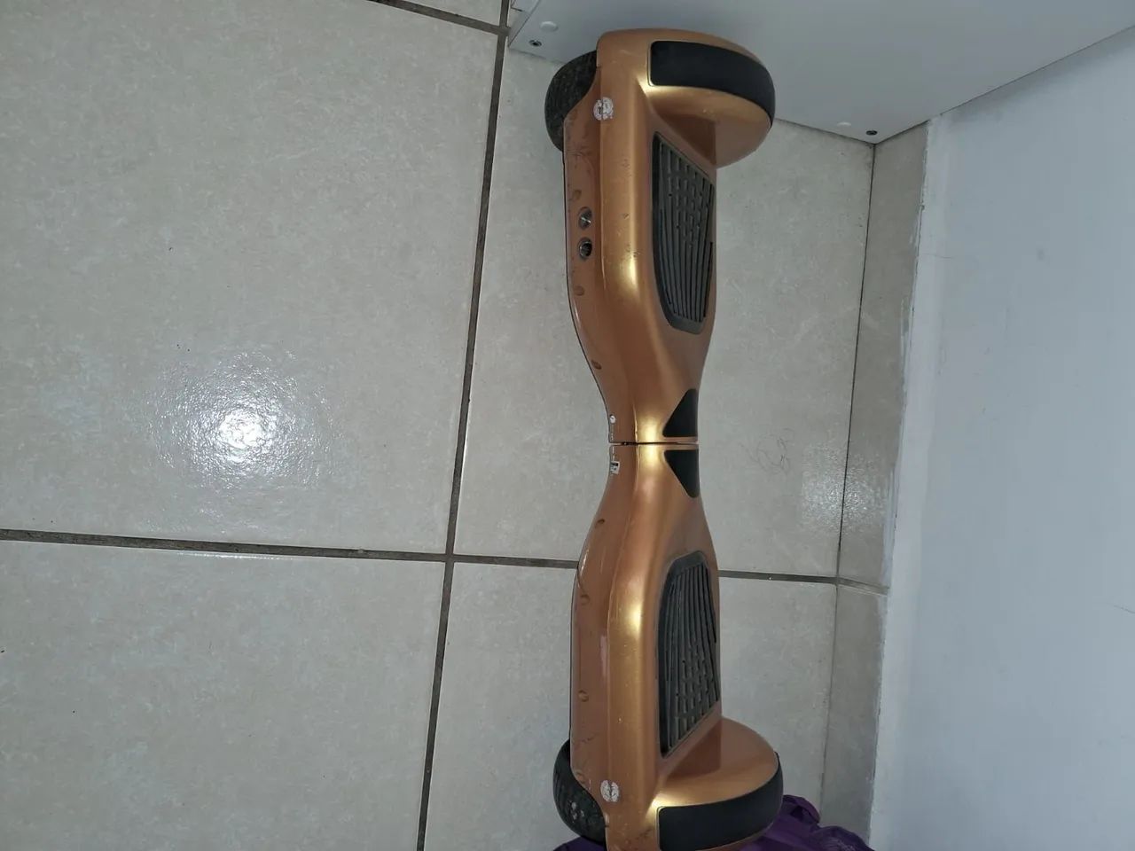 hoverboard (skate elétrico) de 6.5 polegadas na cor dourada/bronze