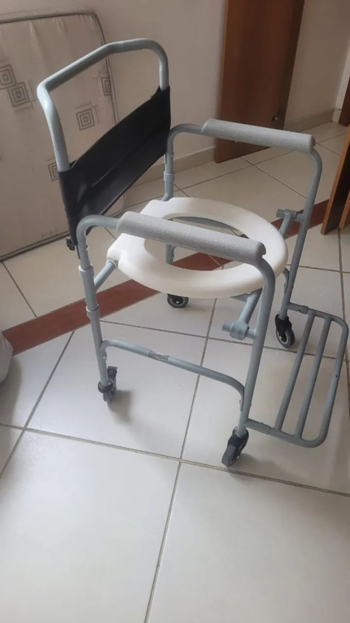 Cadeira de banho - Foto 4