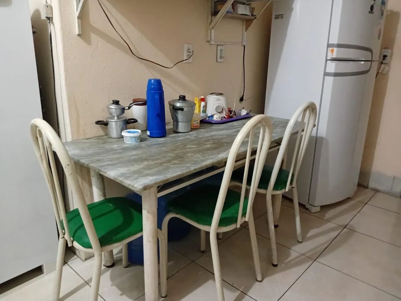 Mesa de pedra de mármore com 6 cadeiras de  - Foto 3