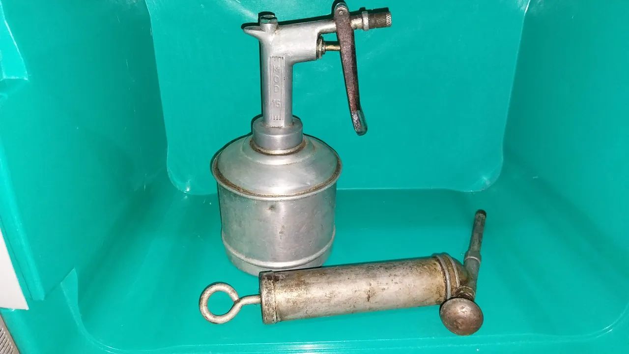 Almotoliia e engraxadeira antiga 018