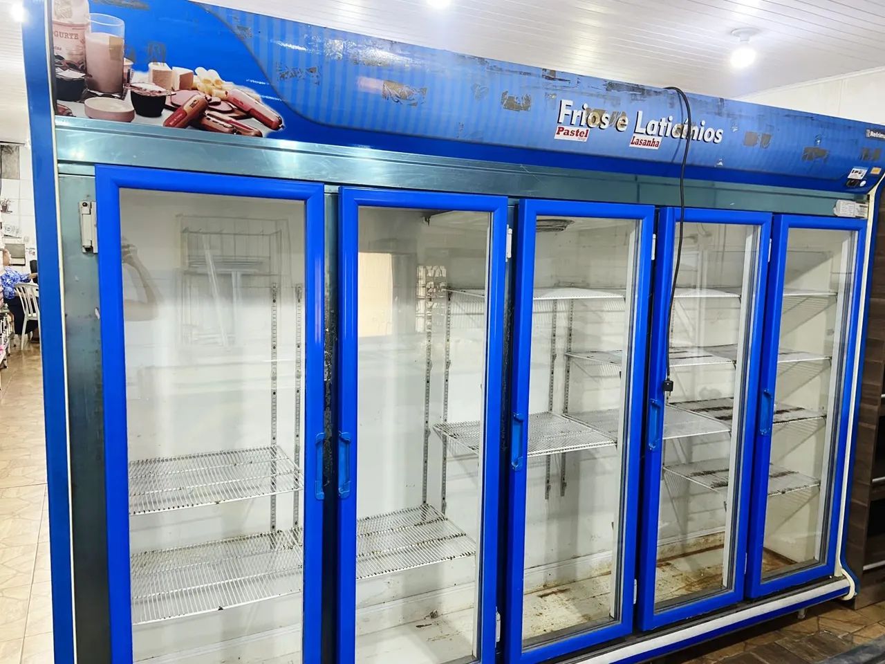 Expositor de frio e laticínios 