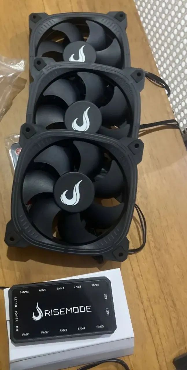 Dez Ventoinhas Rise Mode Aura Pro Black Argb - Foto 4