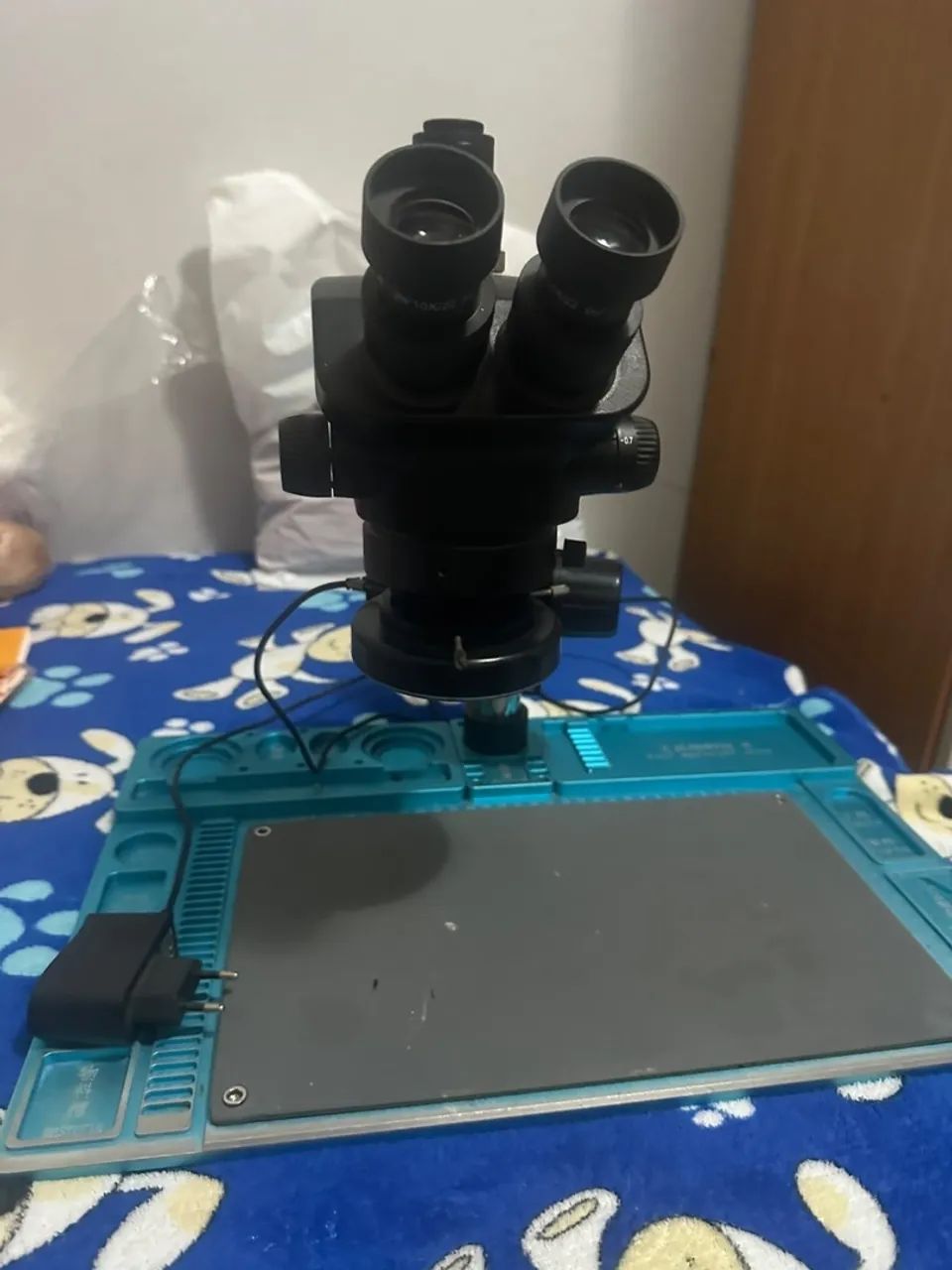 Microscópio trinocular 7050 com manta e led  - Foto 5