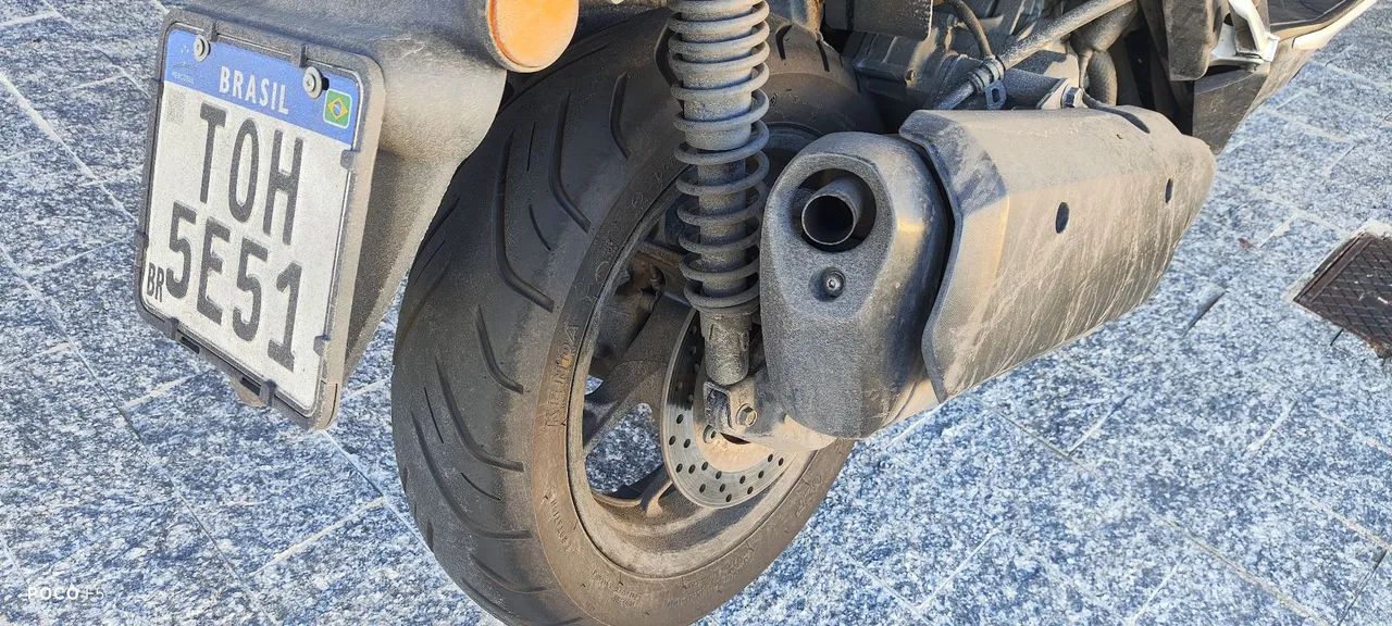 Xmax 250 - Foto 4