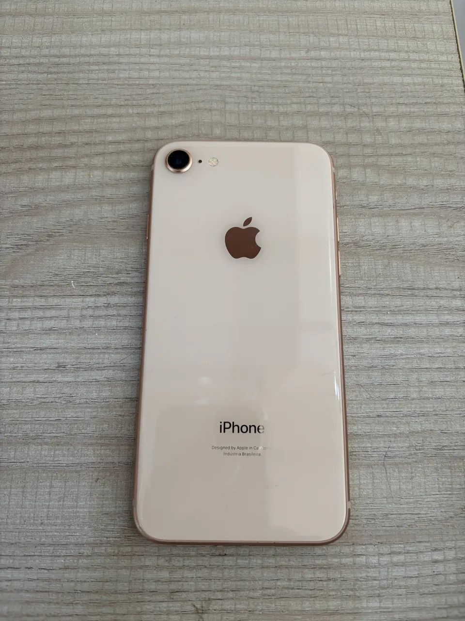 iPhone 8 gold