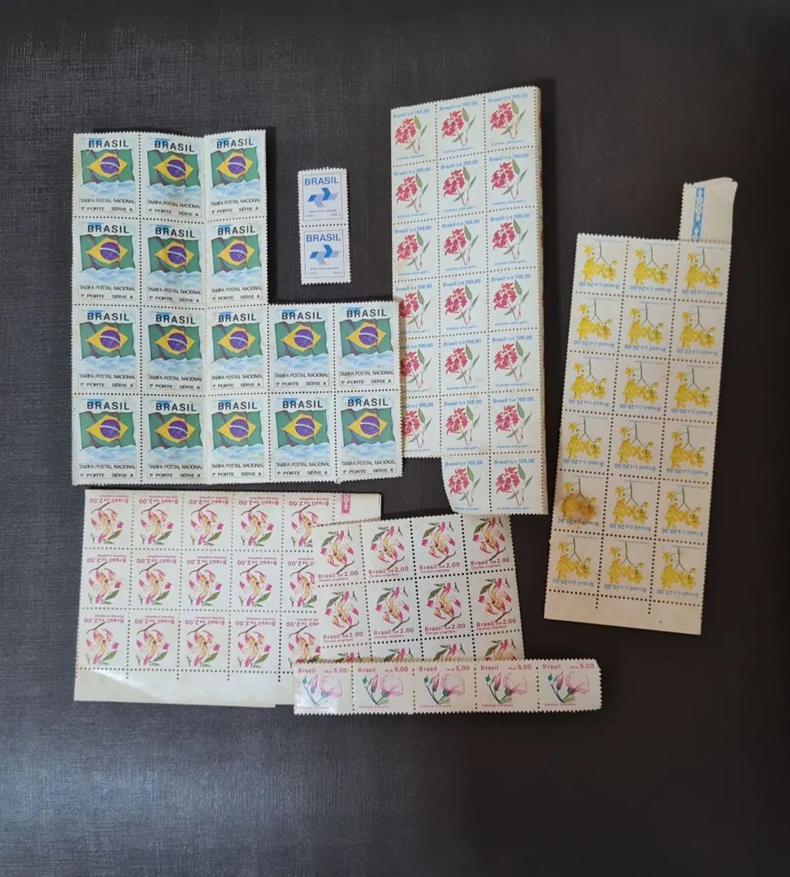 Lote de selos antigos colecionável  - Foto 2