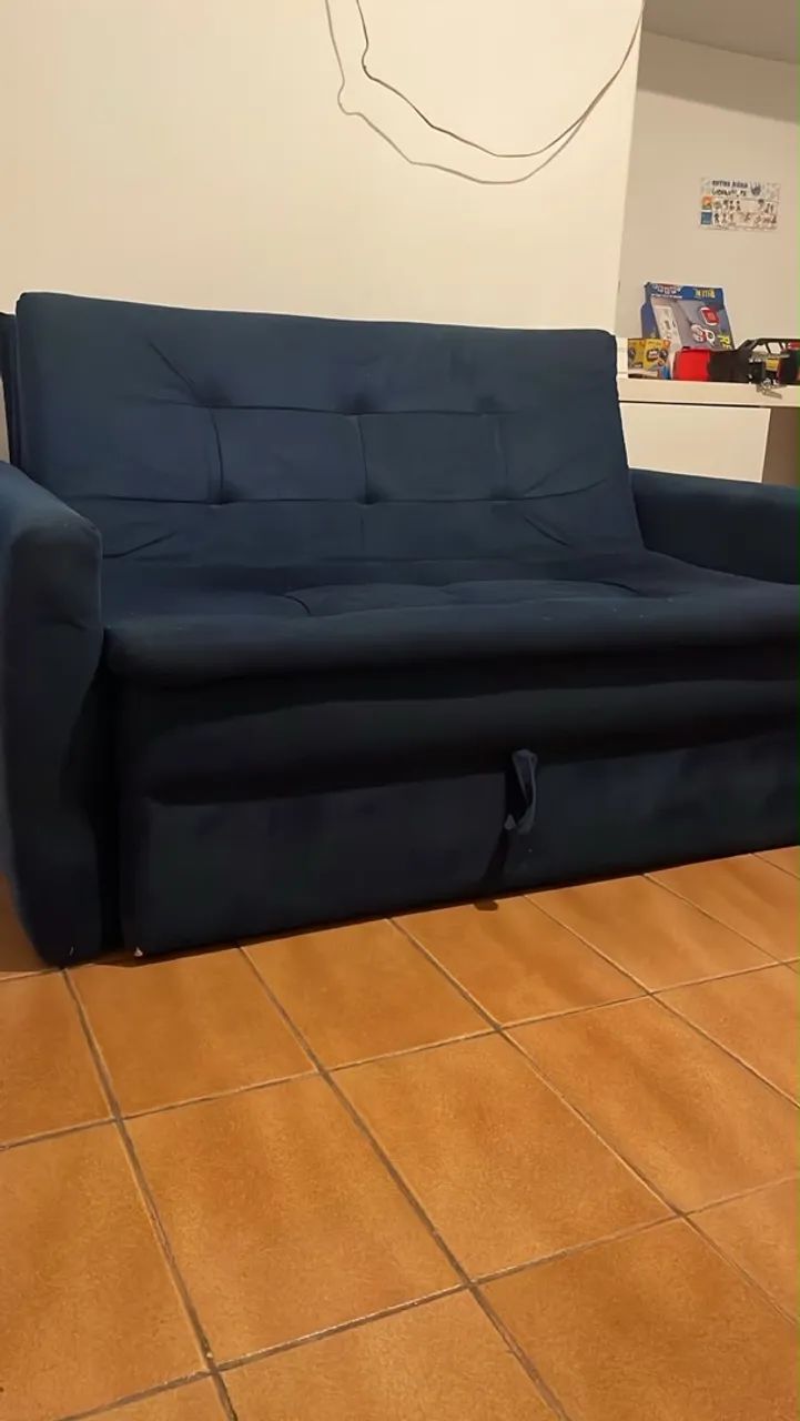 SOFÁ-CAMA LINDO E CONFORTÁVEL 