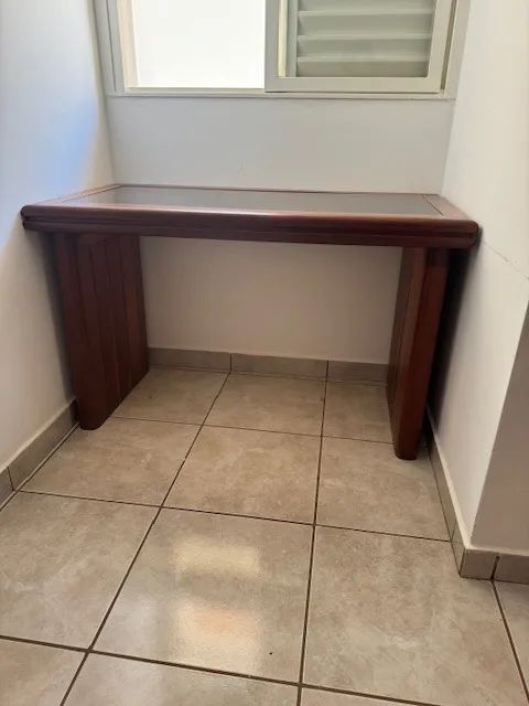 Mesa para escritório / estudo