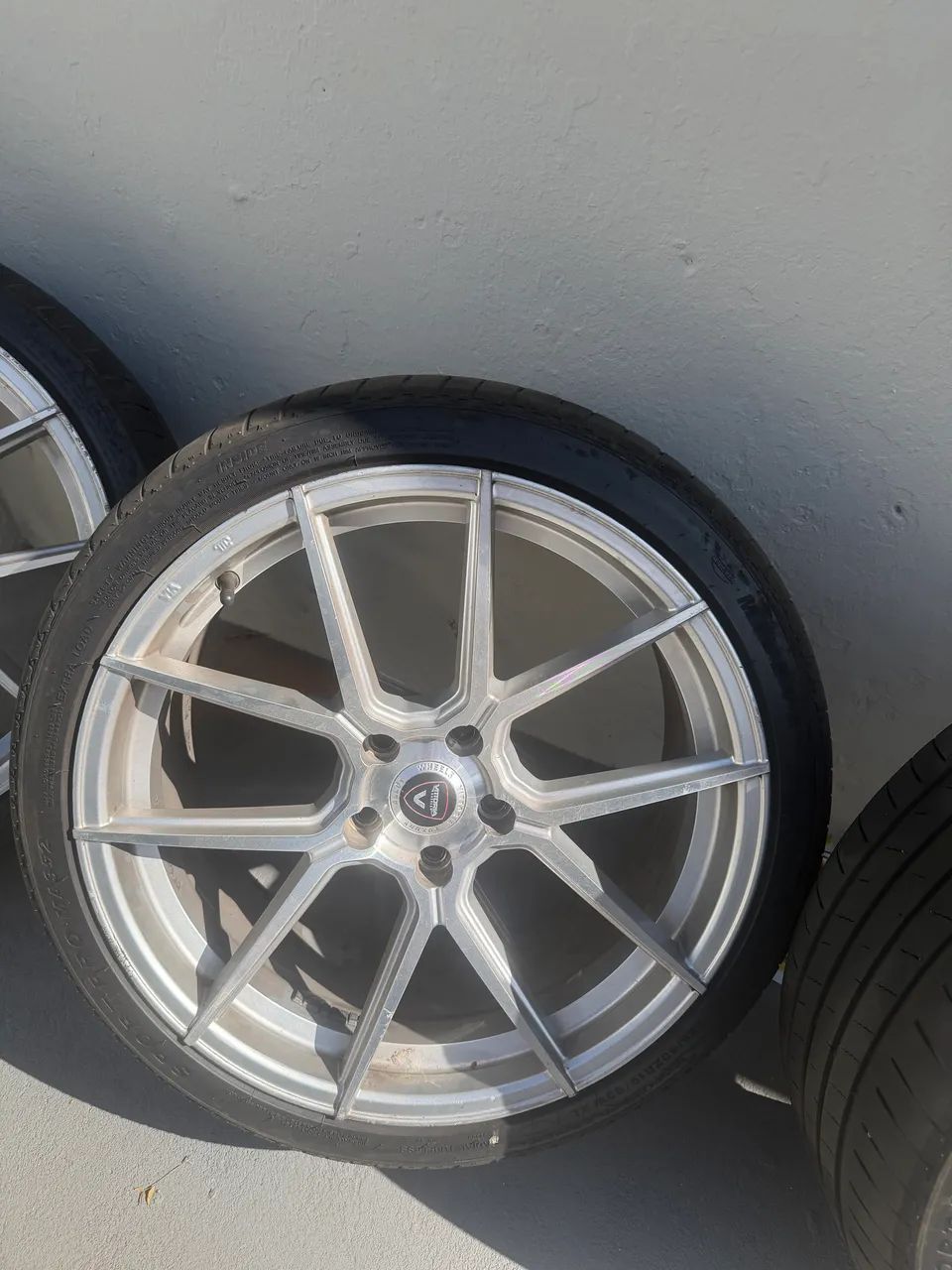 ? JOGO DE RODAS ARO 19 + PNEUS 225/40 R19 - Foto 5