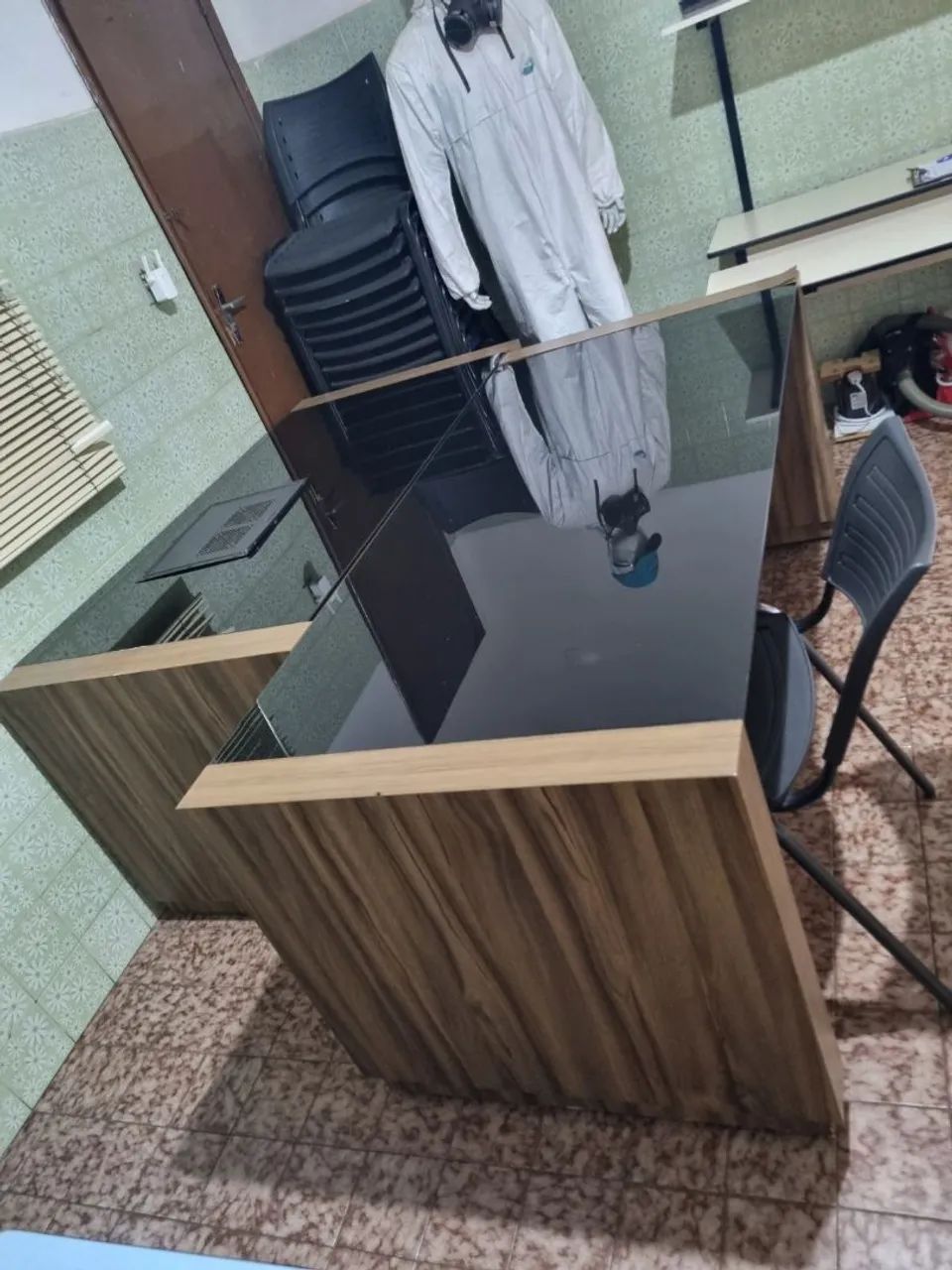 Mesas de Escritório em MDF com vidro laqueado - Foto 3