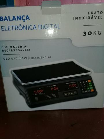 Balança nova . usada apenas uma vez.