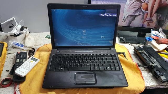 Notebook 3gb intel muito conservado