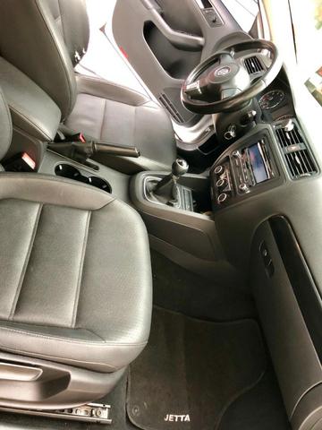 Volkswagen Jetta 2.0 Comfortline Flex 4p Manual - Foto 6