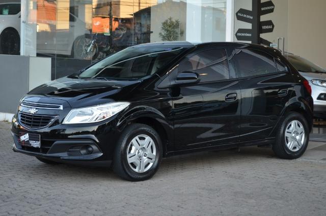Gm - Chevrolet Onix 1.0 lt flex manual *único dono * 58.000 km