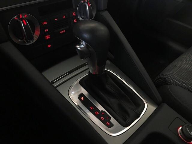 Audi A3 Sport 2010 branco 53 mil km - Foto 7