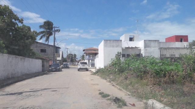 Litoral Norte - Barra de Santo Antônio - Ilha da Croa - Em Rua Pavimentada - Foto 13