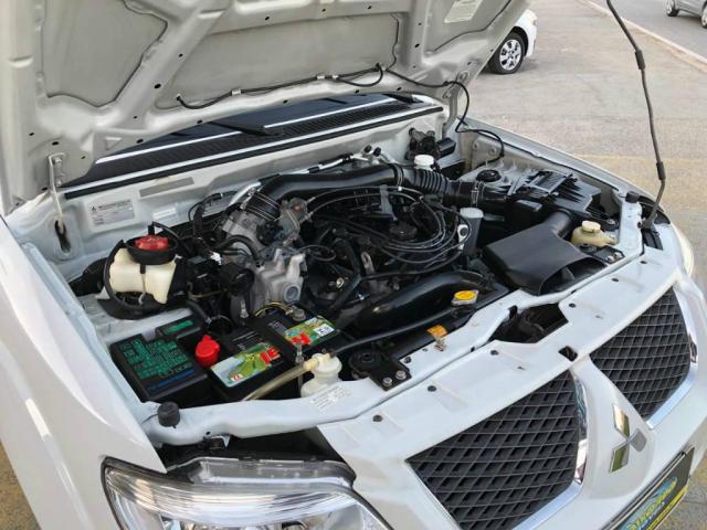 Mitsubishi Pajero TR4 FL 2WD HP - Foto 12