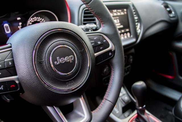 JEEP COMPASS TRAILHAWK 2.0 16V 4X4 AUT DIESEL - Foto 9