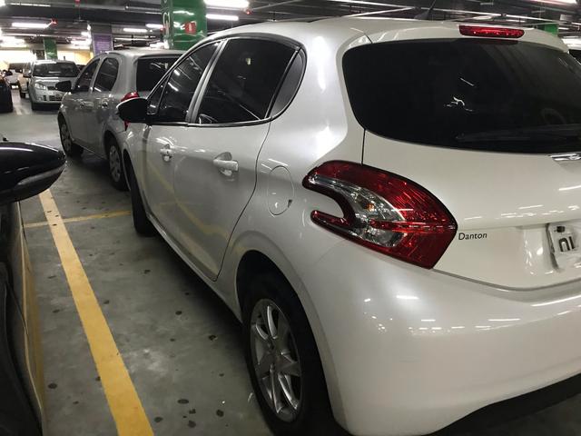 Peugeot 208 Allure completo - Foto 13