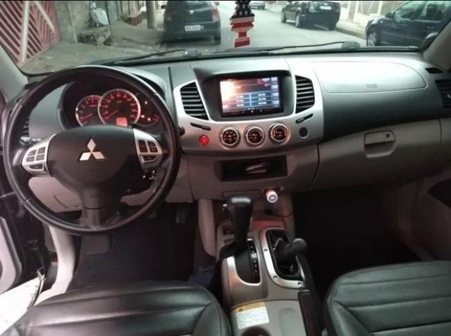 Mitsubishi L200 3.2 HPE 4X4 DIESEL 4P AUTOMÁTICA - Foto 6