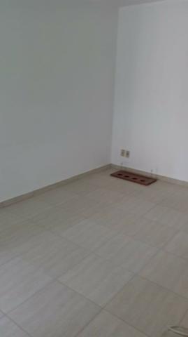 Excelente casa no centro de Itaperuna - Foto 7